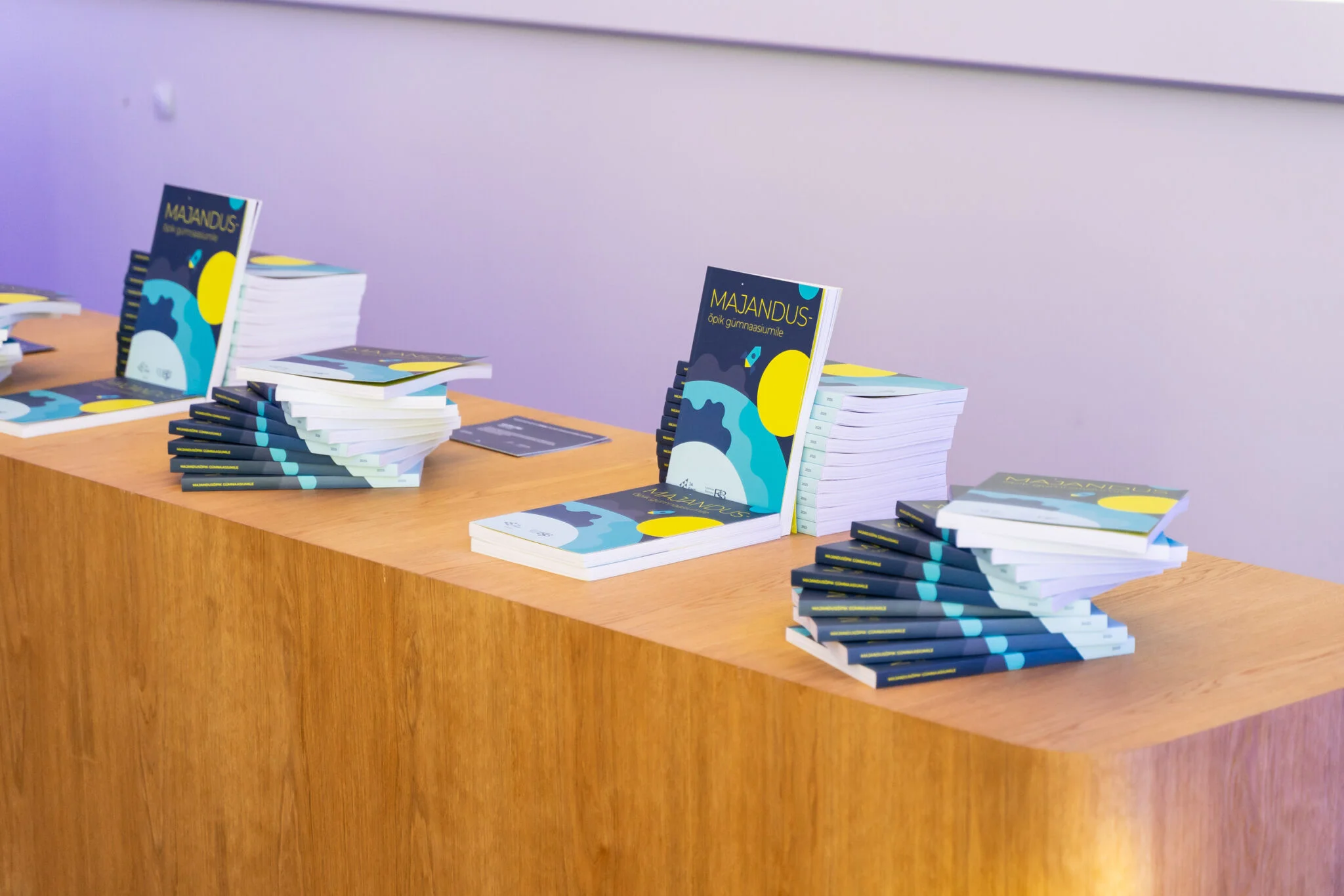 Aitame rahatarkusel jõuda gümnasistideni ja kutseõppuriteni